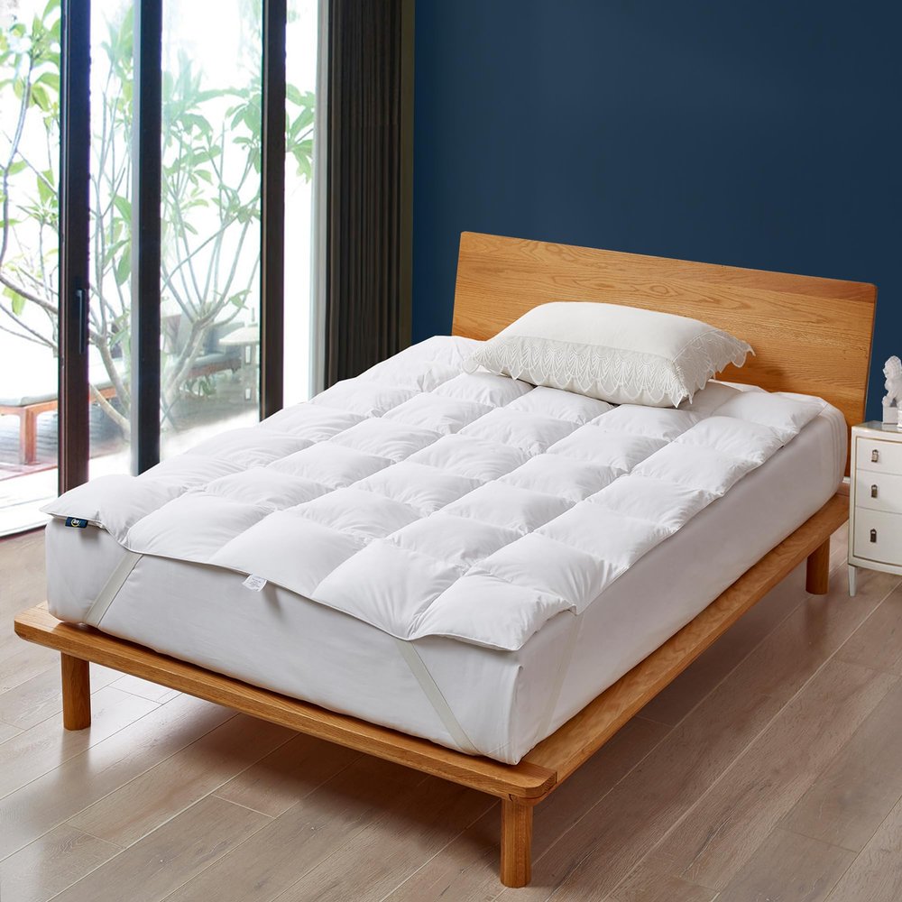 Serta White Goose Feather Down Bed Mattress Topper Queen Size - Plush Fluffy Anchor Bands Mattress Pad 240 Thread Count 100% Cotton Fabric Featherbed, 60"x80"