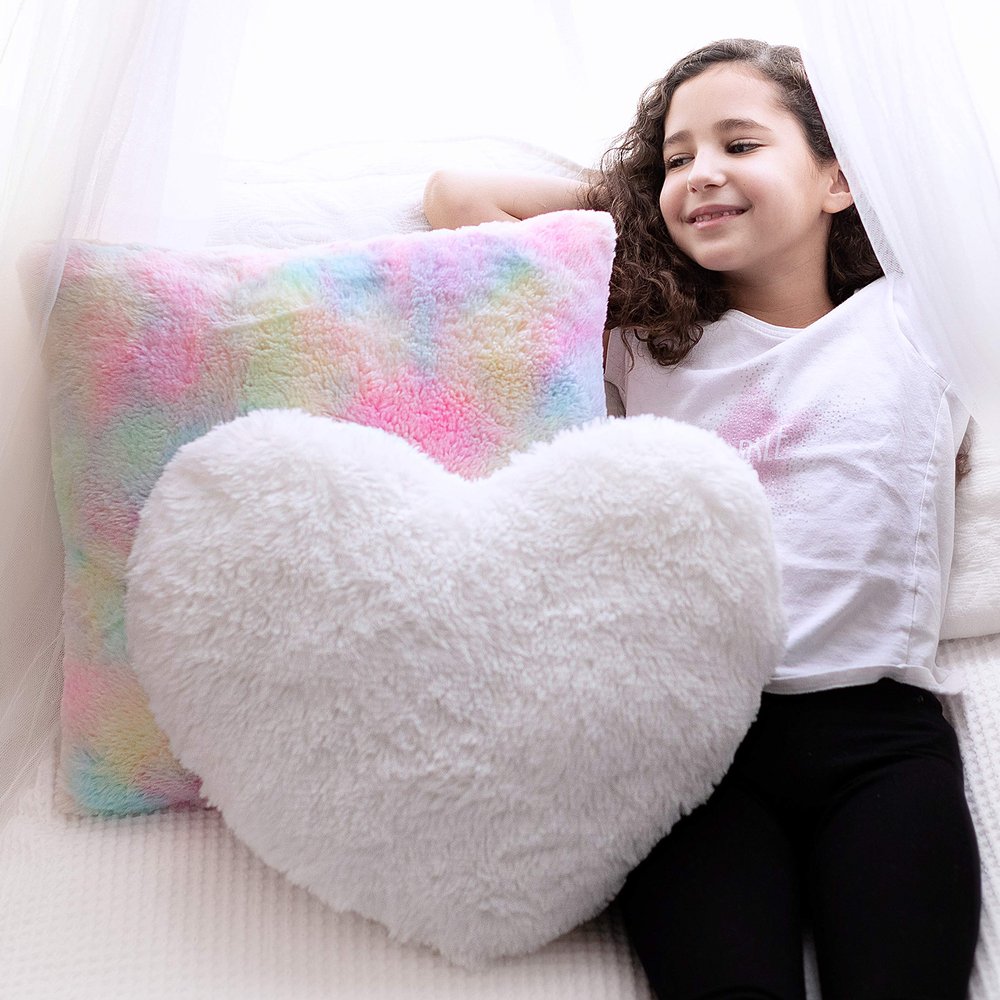 PERFECTTO Set of 2 Decorative Throw Pillows for Girls. White Fluffy Heart and Soft Rainbow Pillow. Plush Pillows for Kids Bedroom Dcor Toddlers Princess Room, Fun and Cozy for Teepee Tent