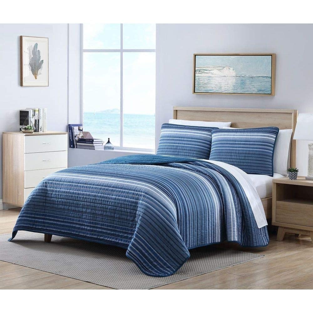 3 Piece Mid-Century Modern Nautical Quilt Set King Size All Season Striped Pattern Blue White Hues Cotton Light Weight Coastal Bedding Contemporary Textured Look Elegant Luxury Reversible Bed Decor