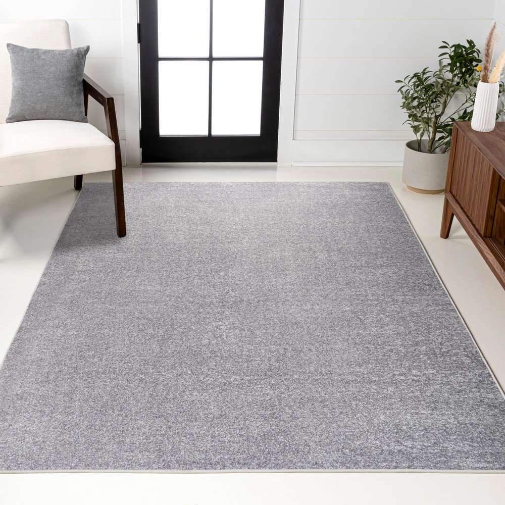 JONATHAN Y Haze Solid Low-Pile Gray Indoor Area Rug 5x8, Coastal,Bohemian,Minimalist,Classic, Easy-Cleaning for Living Room,Bedroom,Kitchen,Pet Friendly,Non-Shedding (SEU100A-5)