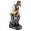 Holyart Kneeling Farmer with hat in Plaster, for 40 cm Arte Barsanti Nativity view 4