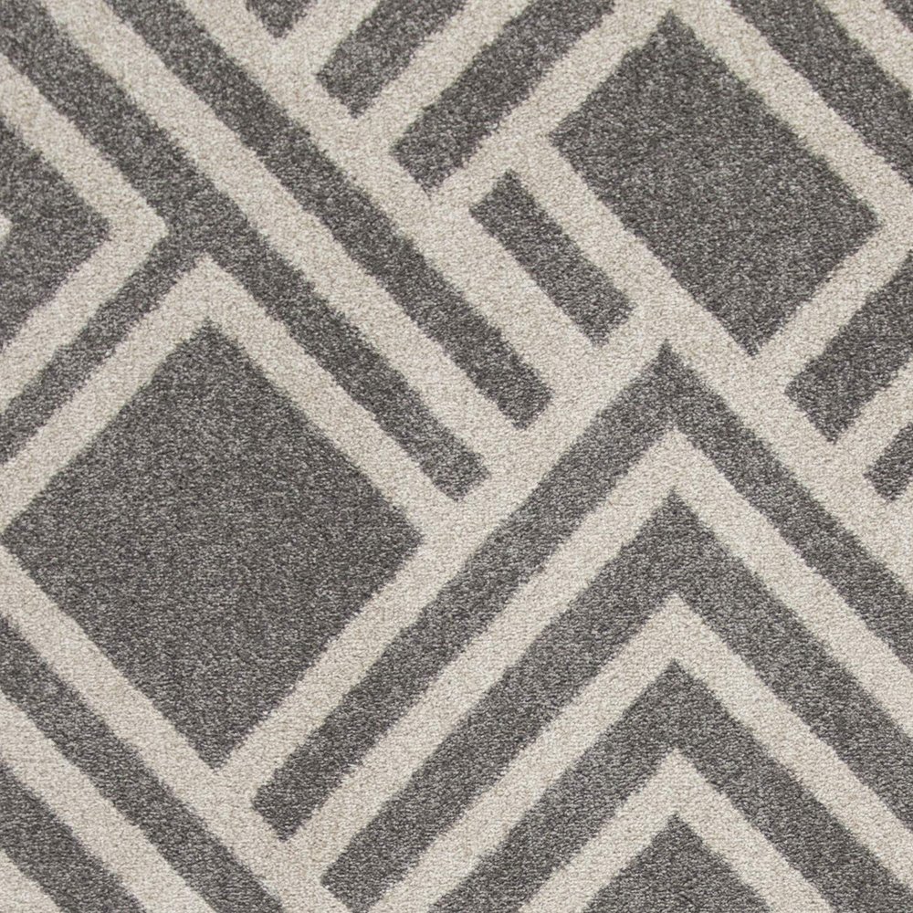 HomeRoots 5'X8' Grey Machine Woven Uv Treated Geometric Indoor Outdoor Area Rug