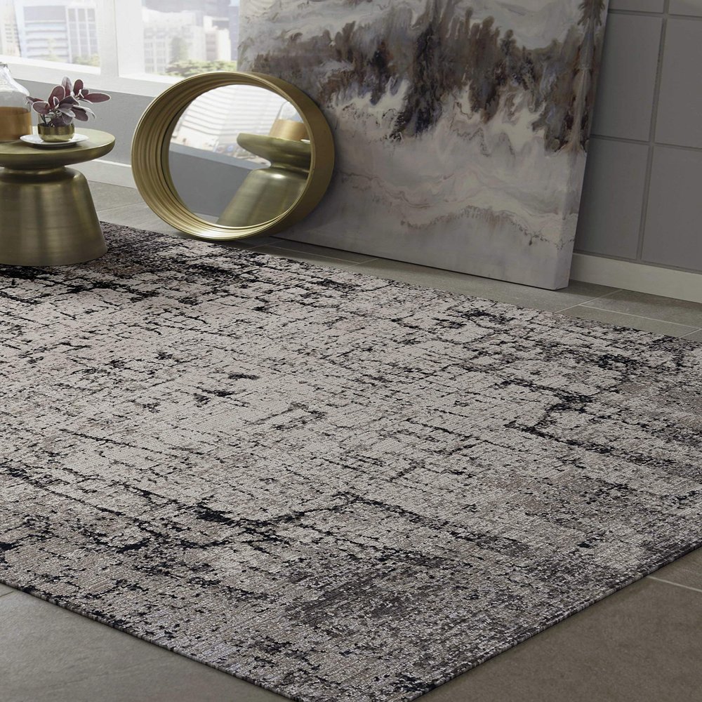 HomeRoots Decor 63" X 91" X 0.'25" Ivory/Grey Polyester Rug