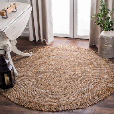 SAFAVIEH Braided Collection 4' Round Natural BRD950A Handmade Country Cottage Fringe Reversible Area Rug
