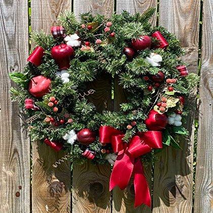 Apple Delight Evergreen Wreath