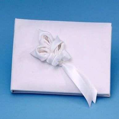 Ivy Lane Design A01075GB/WHT Calla Lily Guestbook - White