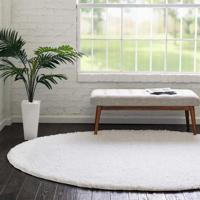 Rugs.com Everyday Shag Rug White 5x8 Oval Shag Rug Perfect for Kitchens, Dining Rooms and More