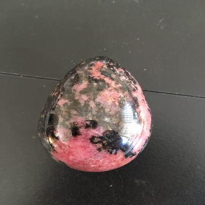 G.I.I. Natural Untreated Rhodonite Egg Crystal Mineral, Reiki Energy, Healing Stone, Collection, Madagascar, 60X44mm