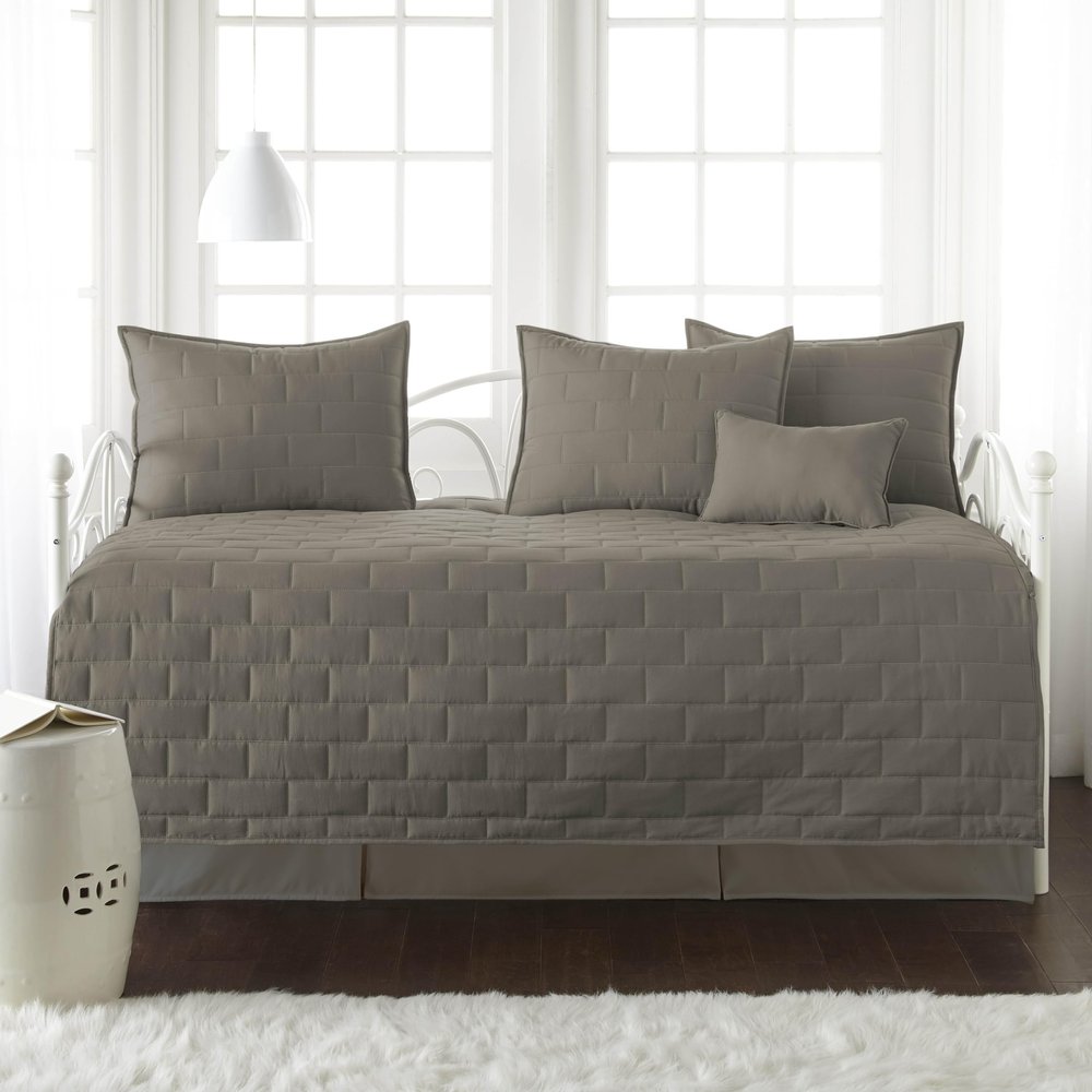 Southshore Fine Living, Inc. Twin Daybed Comforter Set, 6-Piece Twin Bedding Set with Daybed Cover, 3 Pillow Shams, Bed Skirt, Throw Pillow - Day Bed Quilt Set, Brickyard Dark Taupe