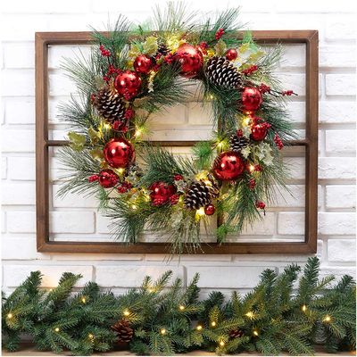 Glitzhome Rustic Farmhouse Decorations Wooden Window Frame with LED Pre-Lit Pinecone & Ornament Decorative Wreath for Xmas Festival Celebration Front Door Wall Window Party Decor