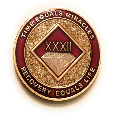 32 Year NA Burgundy & Gold Diamond Style Recovery, Clean, Medallion, Chip, Coin, Token