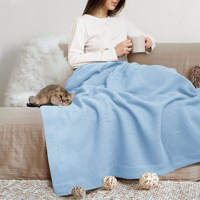 THREAD SPREAD Organic GOTS Cotton Blanket, King/Cal King - 350GSM, Oversized Antistatic, Couch, Bed, Camping & Travel, Luxurious Herringbone All-Season Throw, Light Blue + Stylish Bonus Tote Bag