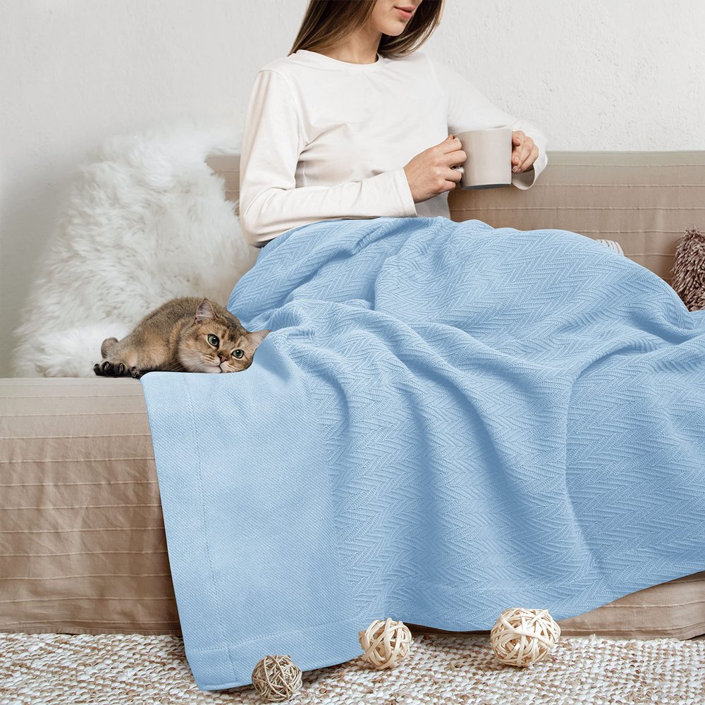 THREAD SPREAD Organic GOTS Cotton Blanket, King/Cal King - 350GSM, Oversized Antistatic, Couch, Bed, Camping & Travel, Luxurious Herringbone All-Season Throw, Light Blue + Stylish Bonus Tote Bag