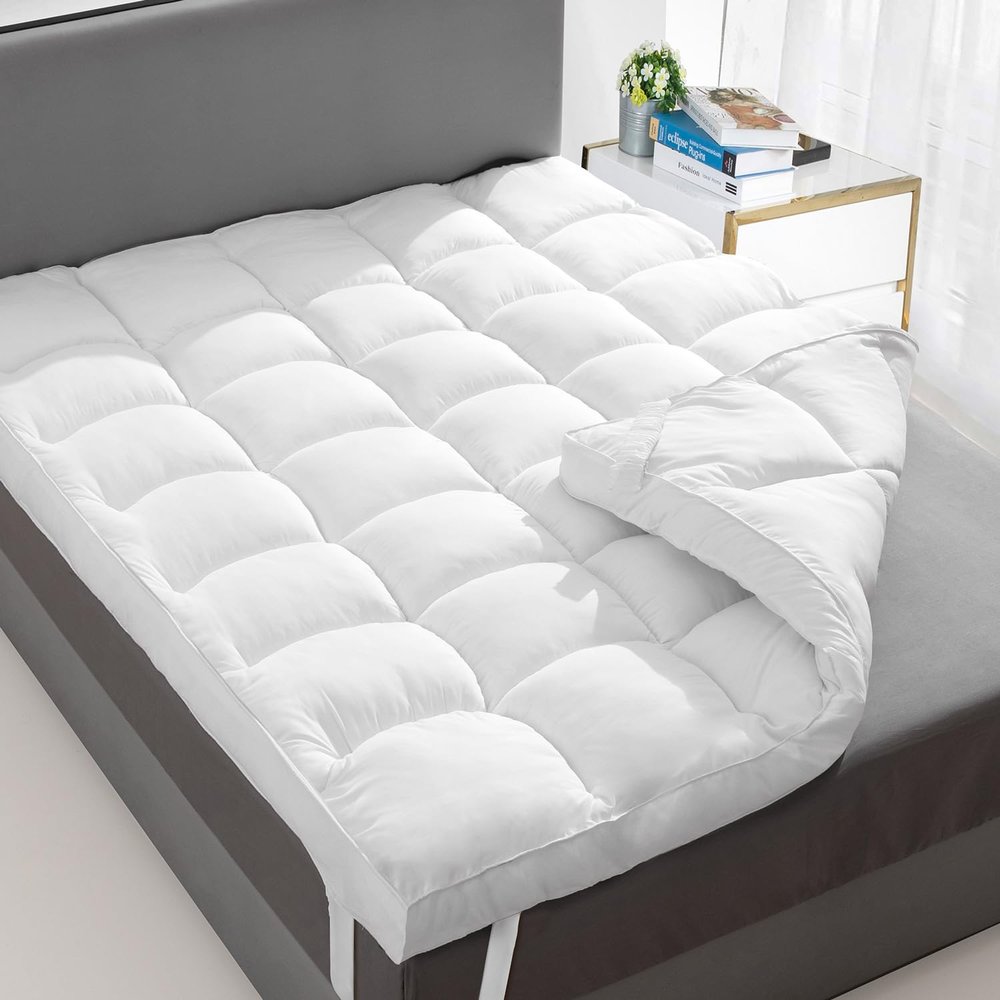 Extra Thick Fitted Mattress Topper - Full XL Size for College Dorm | Soft & Cooling Pillow Top Mattress Pad & Protector | Bed Topper for Back Pain, Straps Stretch 6" to 22" Deep