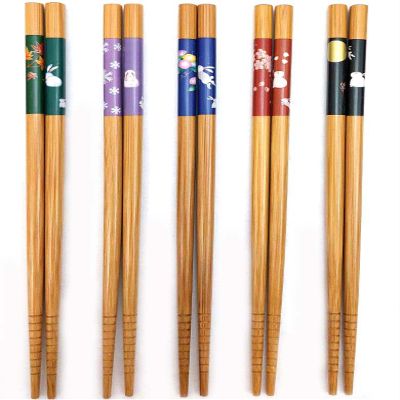 Bamboo Chopsticks Set, Japanese Reusable Wooden Chopsticks with Traditional Pattern Designs, Non Slip Tips Dishwasher Safe Asian Chopsticks for Sushi Ramen Noodles Rice Dining (10, Bunny/Natural)