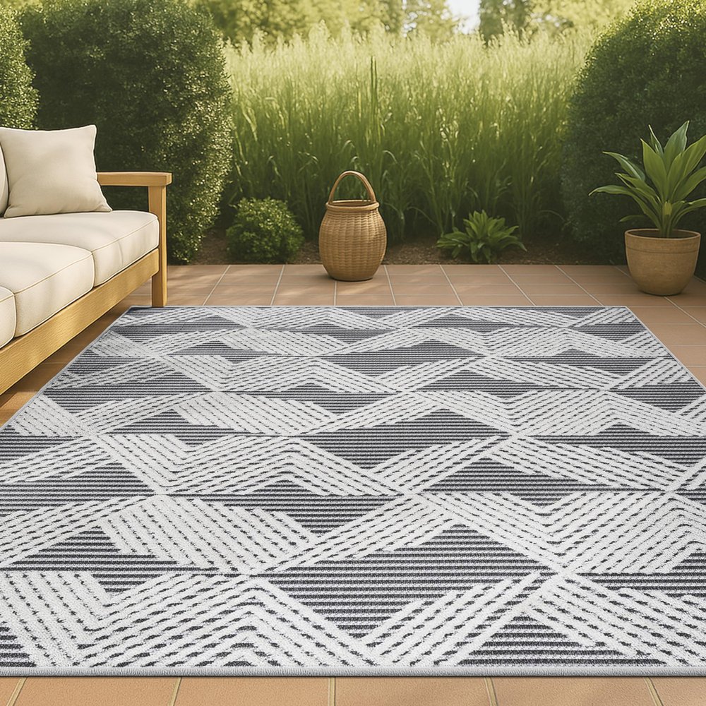 JONATHAN Y Art Deco Geometric Indoor Outdoor Area Rug 4X6 Black/Ivory, Jazz High-Low Pile for Backyard, Patio, Porch, Easy-Cleaning, High Traffic, Pet-Friendly, Non-Shedding (SBH106A-4)