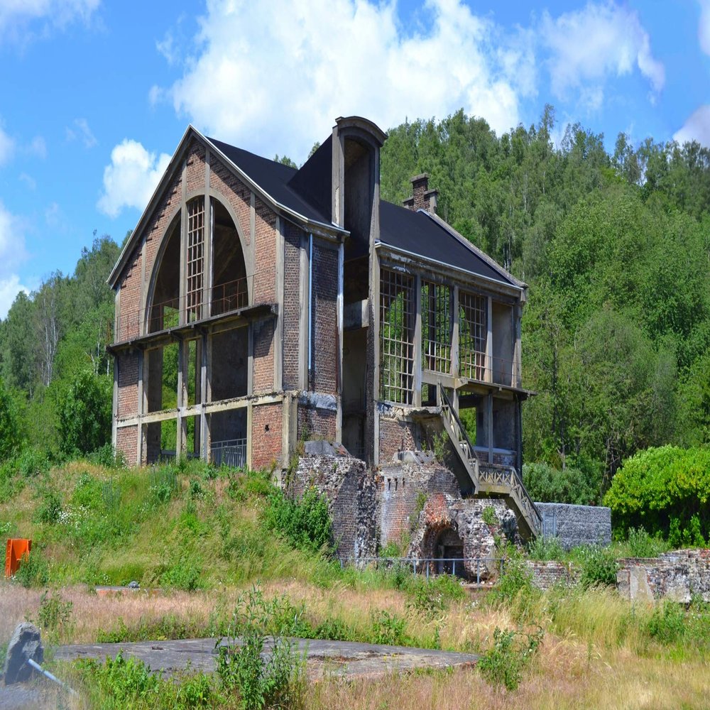 Iconic Arts Abandoned Building Laminated Poster 24x36