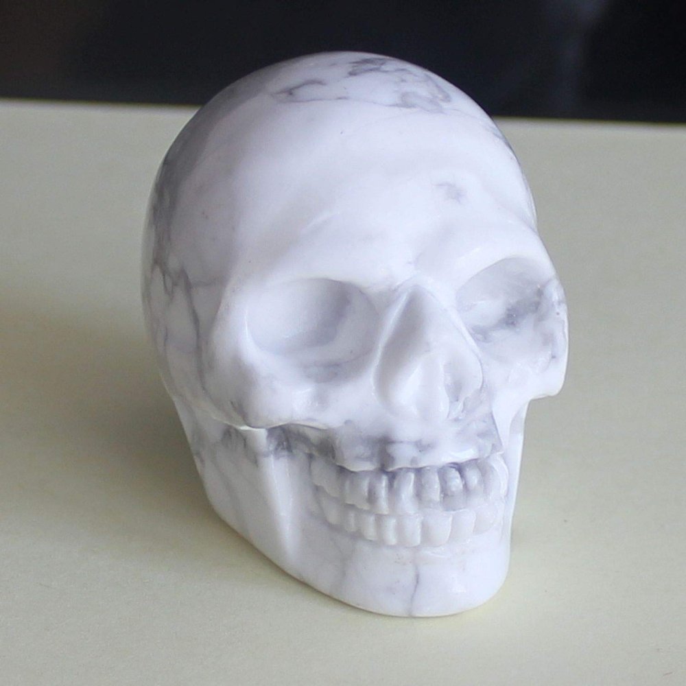 2'' Hand Carved Mixed Gemstone Crystal Skull Figurine Carving Home Decor (White Turquoise)