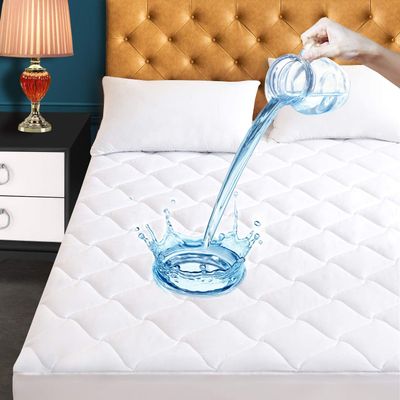 Cal King Size Quilted Fitted Mattress Pad, Waterproof Breathable Cooling Mattress Protector, Stretches up to 21 Inches Deep Pocket Hollow Cotton Alternative Filling Noiseless Mattress Cover
