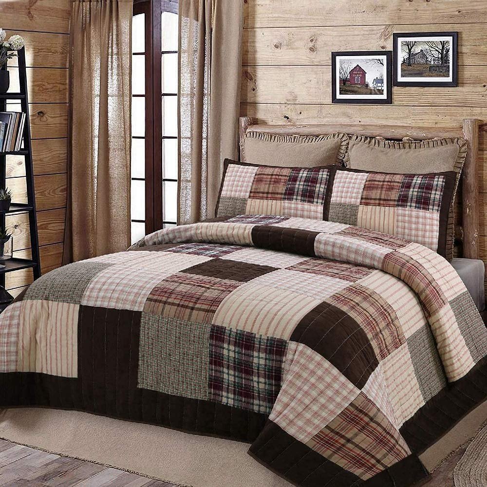 3 Piece Tan Brown Patchwork Quilt Set Queen Size, Cabin Lodge Style Square Checkered Hues Beige Allover Neutral Tartan Plaid Farmhouse Bedding Comfortable Decorative Warm Soft Cozy Comfy Cotton Quilts