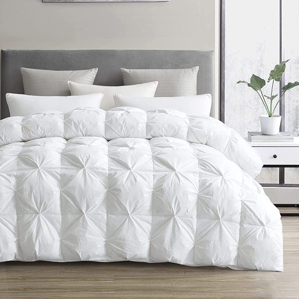 1 Pcs Pinch Pleated Comforter 500 GSM with Corner Tabs 100% Egyptian Cotton Premium Quality Baffle Pintuck Comforter Set All Season Goose Down White-Oversized Queen Comforter
