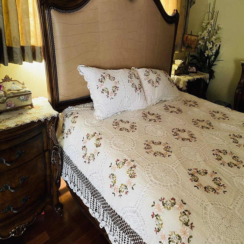 AMT Handmade Crochet with Ribbon Bed Set - Pillow Shams + Bedspread / Bed Cover, Linens, Quilt; Sizes: Full, White (Full)