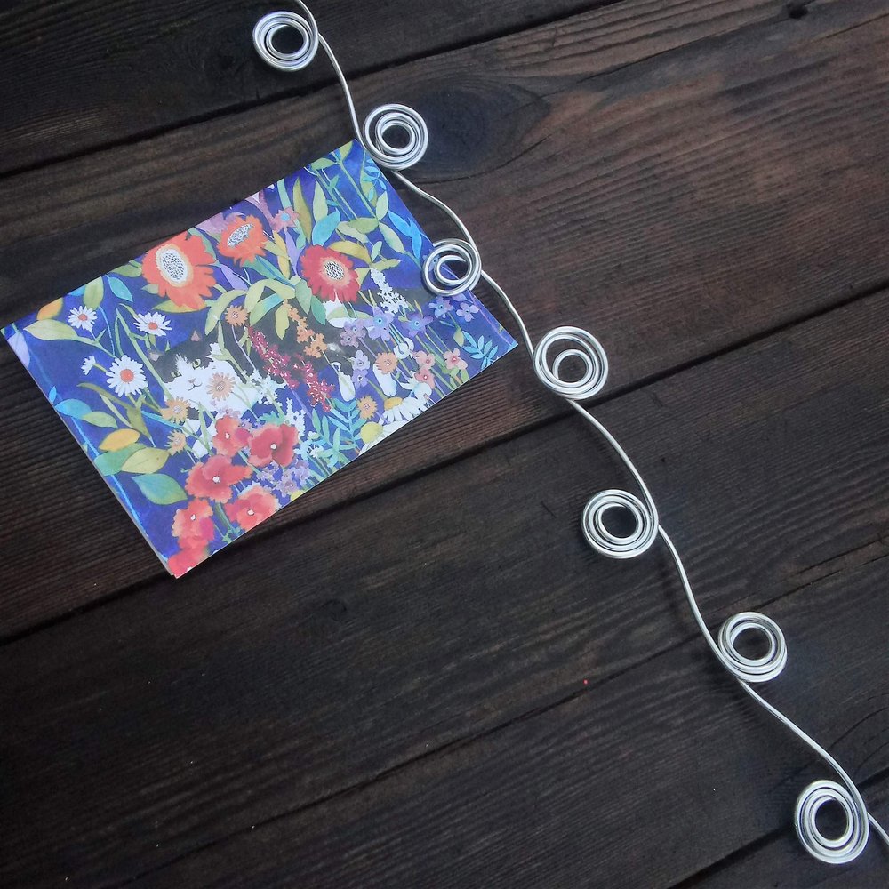 Wire Hanging Cardholder For Greeting Cards