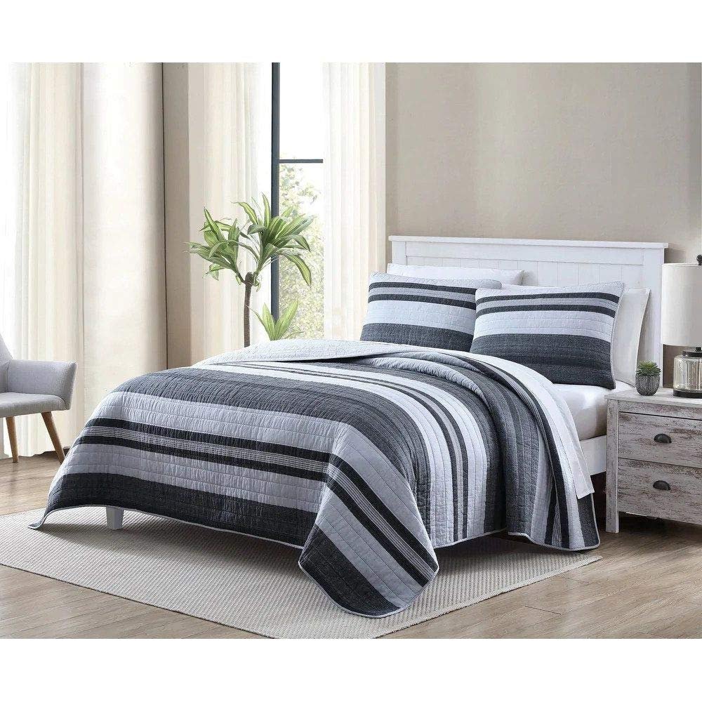 3 Piece Modern Lightweight Durable Soft Striped Blue Grey Quilt Set, All Season Multi Stripes Herringbone Pinstripe Ribbed Design Textured Coastal Bedding, Sophisticated Reversible Cotton Quilt King