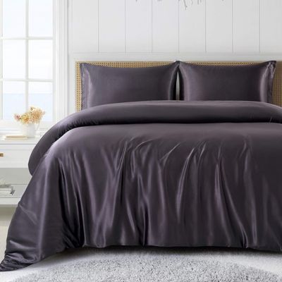 5 PC Satin Bedding Set Soft Silky Satin Bed Set with Zipper Closure & Corner Ties With 600 Thread Count 18'' Deep Pocket of Fitted Sheet (Duvet cover+Fitted+Flat+Pillowcases)Queen/Full ,Black