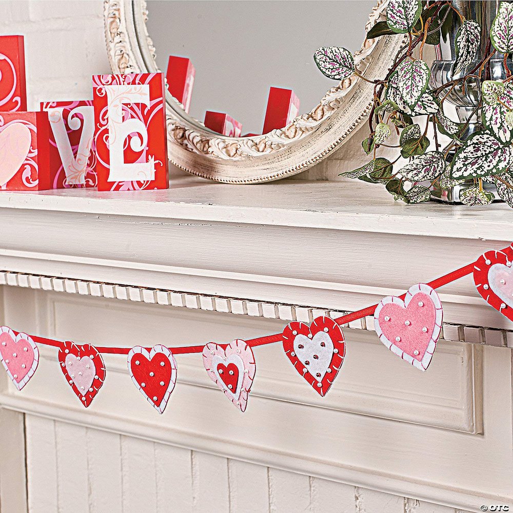 1 Piece(s) Layered Heart Garland