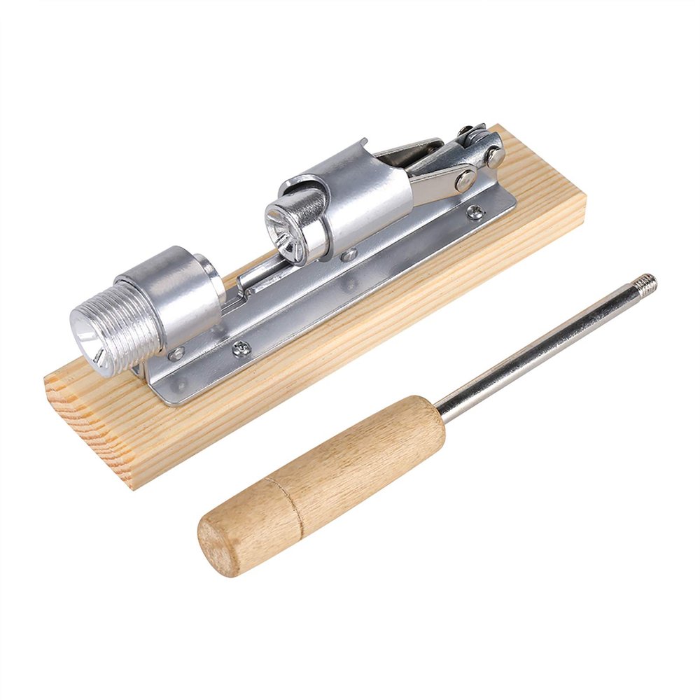 1pcs 304 Stainless Steel Walnut Pliers 2 in 1 Quick Chestnut Clip Metal Nut Cracker Sheller with Wood Handle for Cracking Walnut Nuts Pecan Hazelnuts 5x20cm