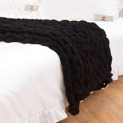 Daoyuan Thick Knitted Wool Blanket Hand-Woven,Warm and Comfortable,Chenille Oversized Thick Sofa Blanket,Suitable for Sofa/pet Bed/Yoga Mat(Machine Washable)