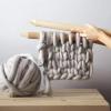 Daoyuan Coarse Wool Blanket Chunky Knitted Blanket Hand-Woven Warm and Fashionable Baby Blanket Pet Bed Large Block Throw Chenille Yarn Beautiful Home Decoration view 3