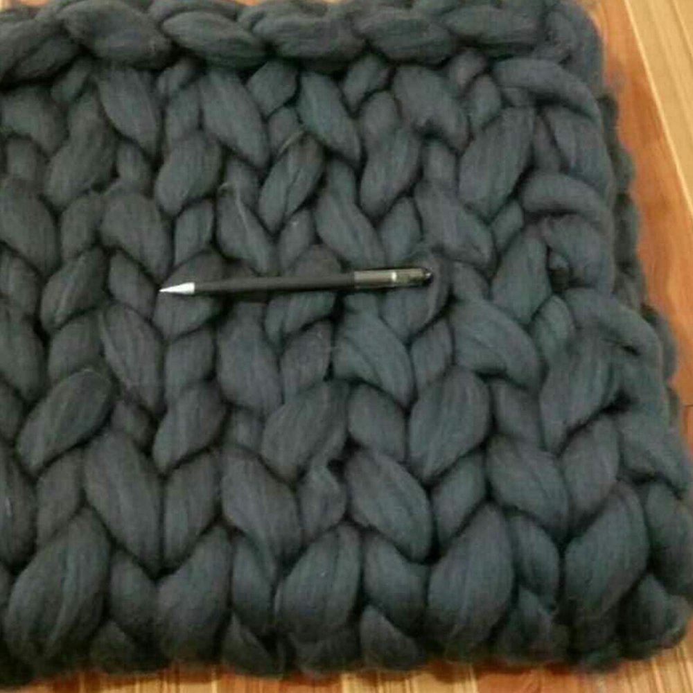 Daoyuan Coarse Woolen Blanket Hand-Woven Chunky Knitted Blanket Thick Home Decoration Luxury Comfortable Chenille Yarn Block Pet Bed Sofa Cushion Bedroom Throw Blanket