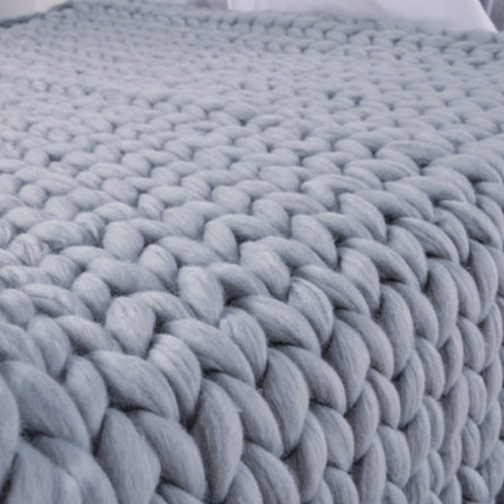 Daoyuan Coarse Wool Blanket Chunky Knitted Blanket Hand-Woven Warm and Fashionable Baby Blanket Pet Bed Large Block Throw Chenille Yarn Beautiful Home Decoration