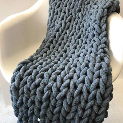 Daoyuan Blanket-Hand-Woven Chunky Knit Chenille Throw Blanket,Warm and Comfortable,Giant Yarn for Modern Bedding and Home Decoration,for Pet Bed Sofa Cushion Yoga Mat Gift