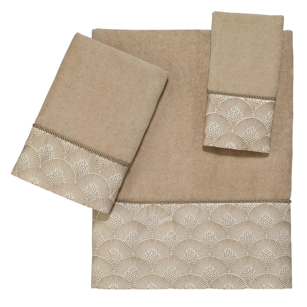 Avanti Linens - 3pc Towel Set, Soft & Absorbent Cotton Towels (Deco Shell Collection, Rattan)