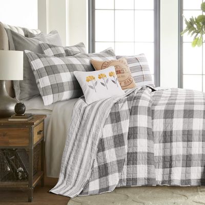 Levtex Home - Camden Bedspread Set - Twin Bedpsread (80 x 110 in.) + One Standard Pillow Sham (26 x20 in.) - Buffalo Check in Grey and Cream - Reversible Pattern - Cotton