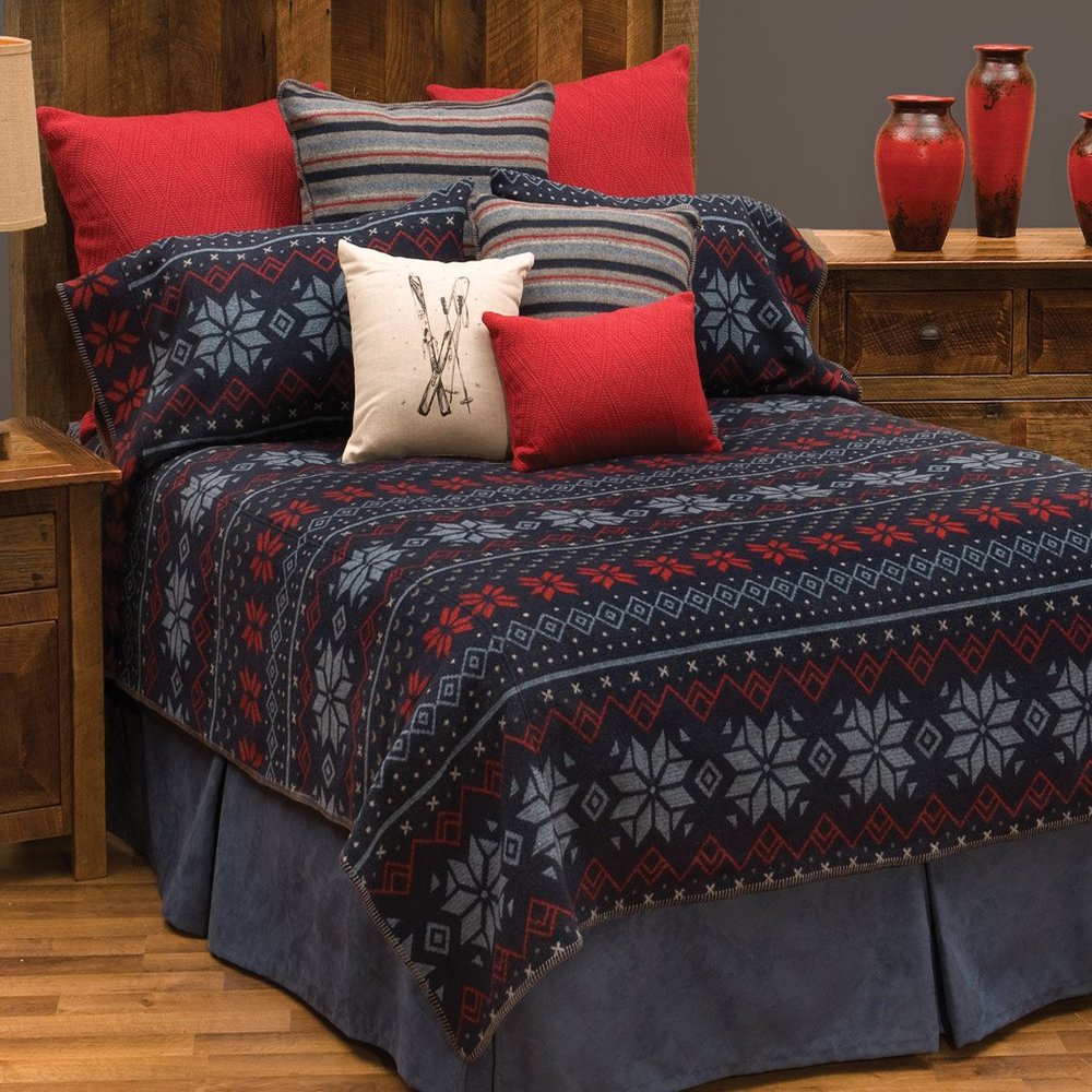 BLACK FOREST DECOR Nordic Bedspread - Cal King 104" Wx100 L