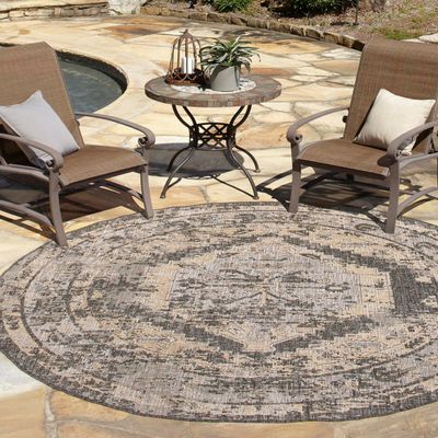 Unique Loom Outdoor Traditional Collection Area Rug - Valeria (4' 1" Round, Charcoal/ Natural)