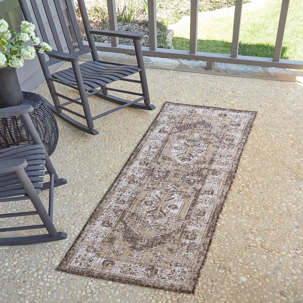 Unique Loom Outdoor Traditional Collection Area Rug - Valeria (2' x 8' Runner, Charcoal/ Natural)