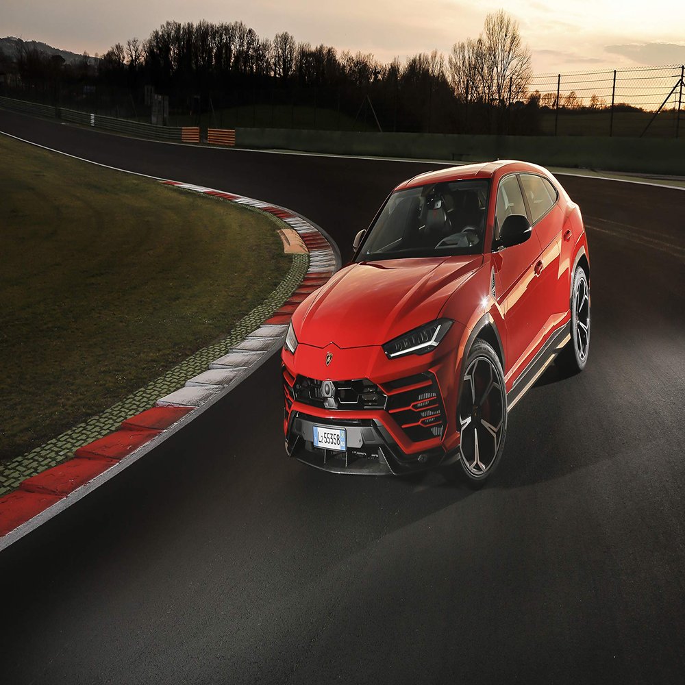 Iconic Arts Laminated 42x24 Poster: Lamborghini Urus Shiny Black Package 2018 4k HDlamborghini Urus Shiny Black Package 4k HDlamborghini Urus st x 2020 4k HD