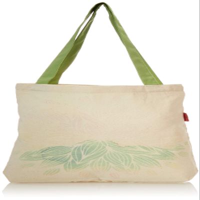 Bonamaison with Green Handles, Multicolor