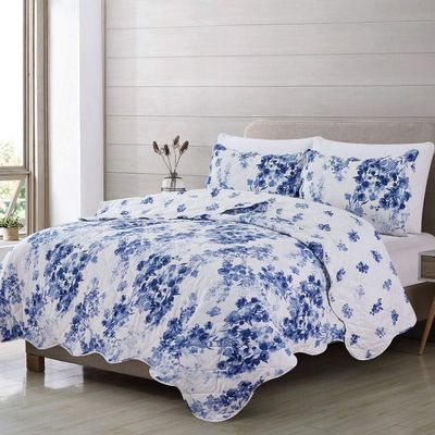 3 Piece Attractive Floral Scalloped Edge Microfiber Cotton Quilt Coverlet King Size Set | Cottage Shabby Chic Bedding Sets | Lightweight Warmth Comfort White Blue Quilt Set | Farmhouse Bedroom Decor