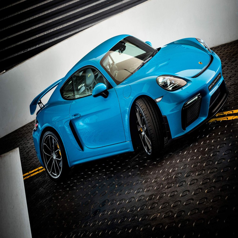 Iconic Arts Laminated 42x24 Poster: Porsche 718 Cayman gt4 2020 hd Cars 2 HD