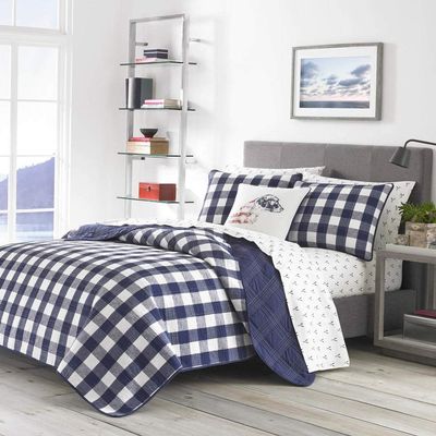 2 Piece Cabin Lodge Style Plaid Quilt Twin Size | Lake House inspired Country Vibe Beautiful Buffalo Checkered Pattern White Indigo Blue Quilt Sets, Classic Reversible Soft Cozy Cotton Coastal Bedding