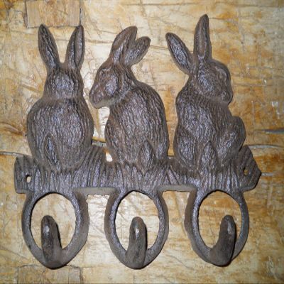 Antiques Vintage/Hooks Cast Iron/Coat Hook/Locker Rooms/Kitchens Cast Iron Bunny Towel Coat Hooks, Hat Hook, Key Rack Garden Rabbit Brown