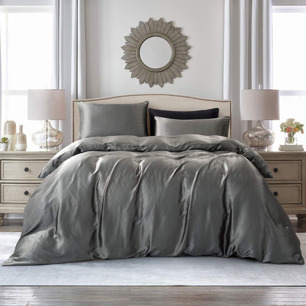 100% Satin 1 Piece Grey Queen/Full Size Satin Duvet Cover Set, High Thread Count,Ultra Soft Silk Like Satin Bedding Set with Zipper & Corner Ties All Seasons Comforter Cover 4 Pillow Shams