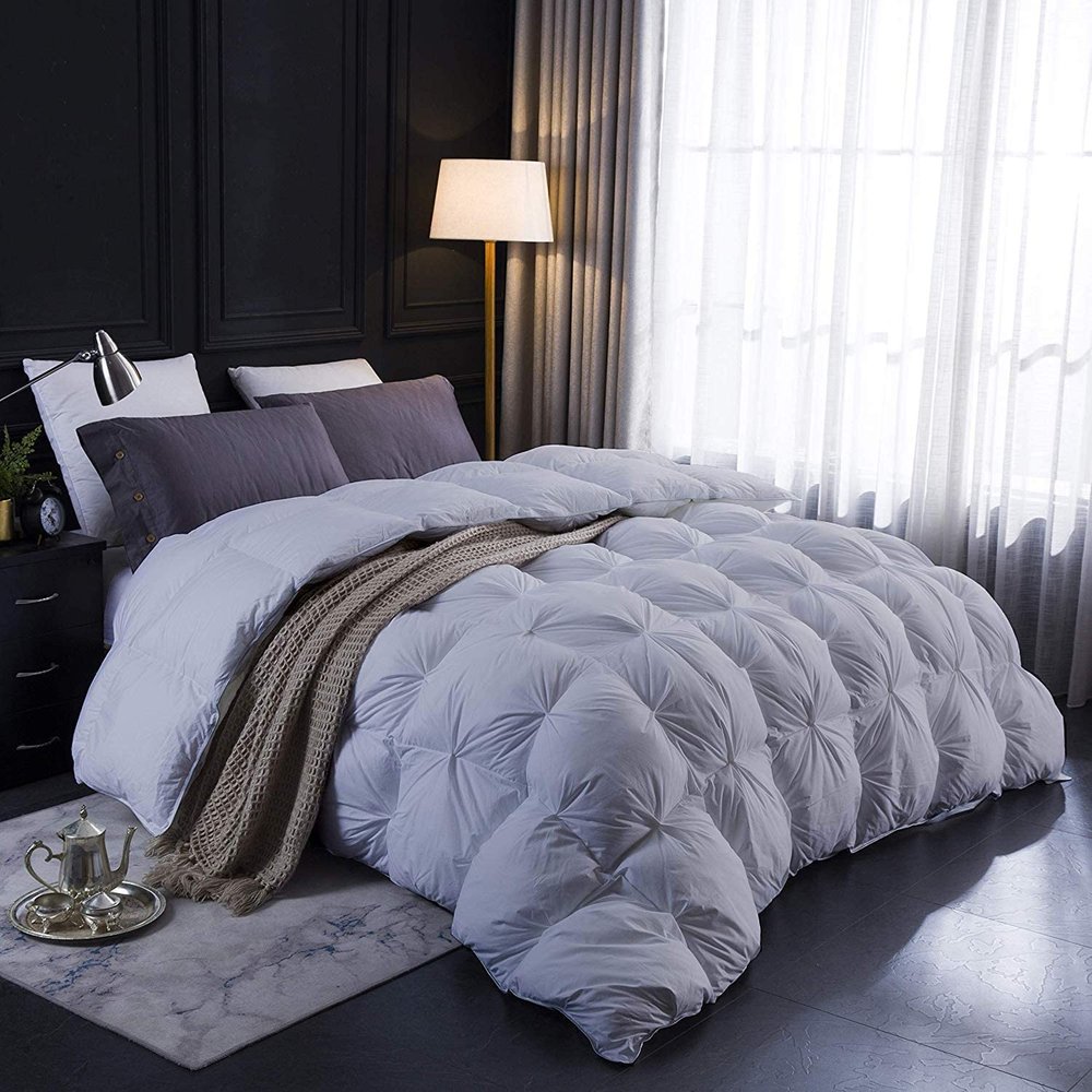 1 PC Comforter Set Luxurious Quality Cotton Fill 500 GSM Pinch Pleated Comforter All-Season Silky Soft Comfortable Baffle+Pinch Pleat Comforter Set Oversized Queen Size-Silver