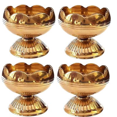 CRAFTSMAN Pack of 4 - Pure Brass Tomato Nanda Diya | Traditional Pooja Diya for Mandir, Home Temple & Festivals | Durable Brass Oil Lamp for Puja, Aarti & Decoration